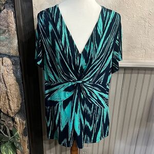 Daisy Fuentes Blue and Green Design Short Sleeve Wrap Blouse